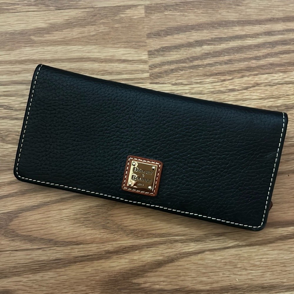 DOONEY AND BOURKE SLIM WALLET
